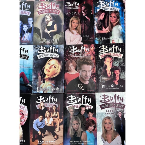 Lot Of 22  Buffy The Vampire Slayer - Trade Paperback Books - Picture 5 of 10